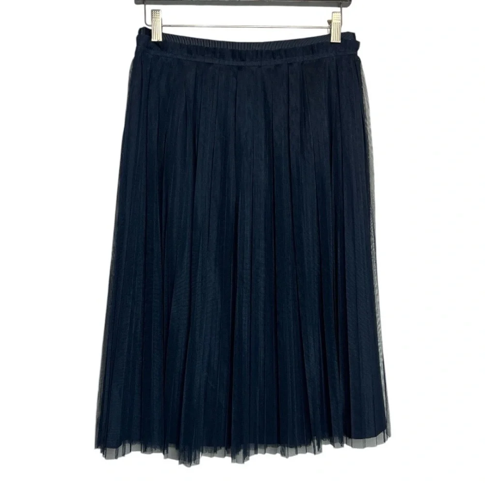 Banana Republic pleated gauzy